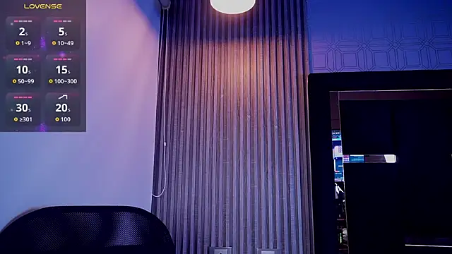 Snapshot of Dark_Eros_ chatting on 04.11.26 Dark Eros online show from 04.11.26