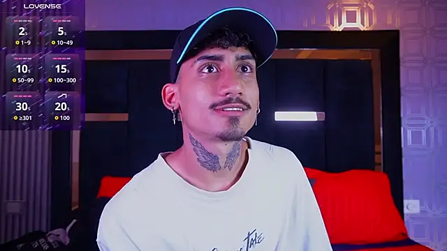 Snapshot of Dark_Eros_ chatting on 04.14.26 Dark Eros online show from 04.14.26