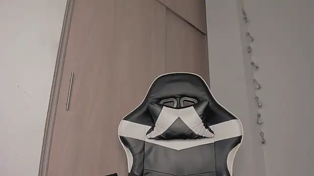 Axel  Blaze online show from 03.26.26