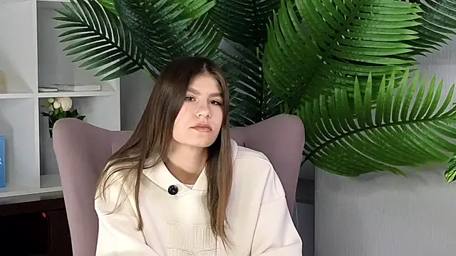 Snapshot of AnastaciaHazekamp chatting on 02.25.26 AnastaciaHazekamp online show from 02.25.26