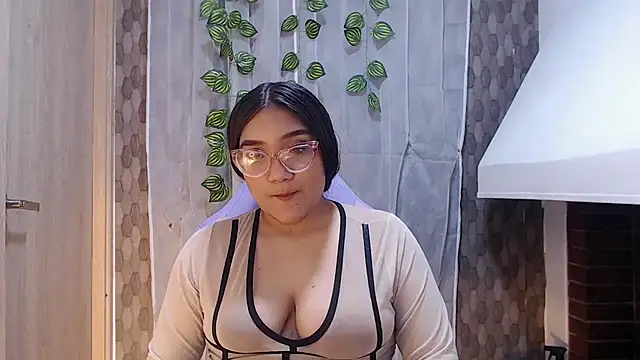 anyela donecm online show from 04.01.26