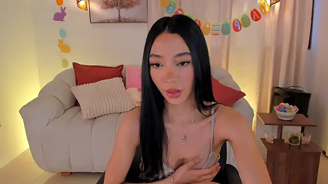 Snapshot of IsabellaLux_ chatting on 04.05.26 IsabellaLux online show from 04.05.26