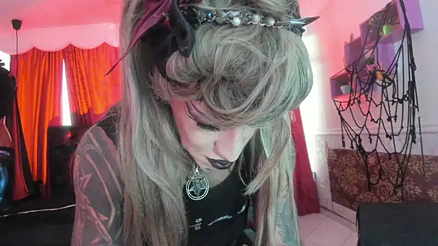 Lilith madame satan online show from 07.04.26