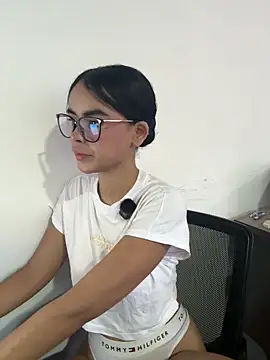 kitty rousse01 online show from 03.06.26