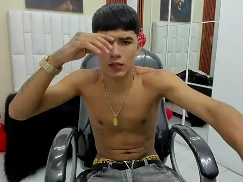 Snapshot of Thiago_collinss chatting on 02.28.26 Thiago collinss online show from 02.28.26