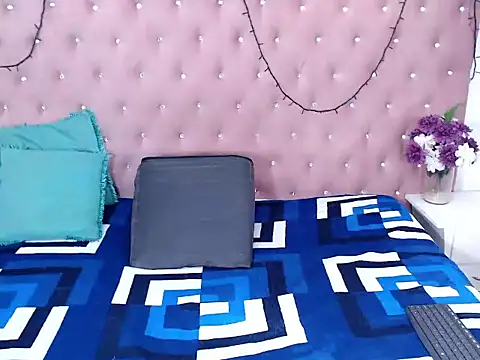 TiffannyValentine online show from 03.01.26