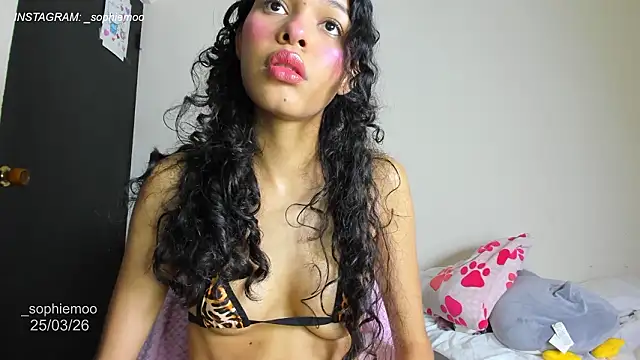 Sophiemoo  online show from 03.26.26