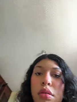 Sophiemoo  online show from 06.20.26