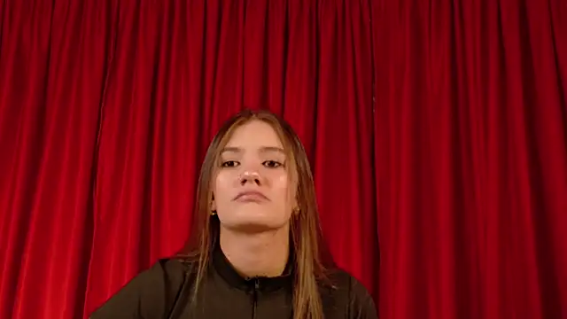 Snapshot of Mia_Benett_ chatting on 04.04.26 Mia Benett online show from 04.04.26