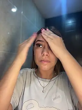 MiluRossee online show from 03.31.26