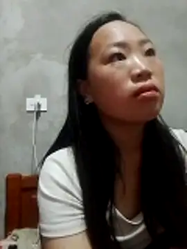 Snapshot of Miu_la chatting on 02.25.26 Miu la online show from 02.25.26