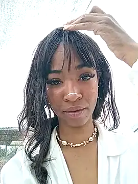 TinnaPeyton online show from 04.17.26