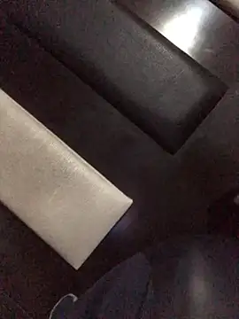 Snapshot of Elsolo2 chatting on 04.16.26 Elsolo2 online show from 04.16.26