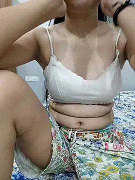 Snapshot of NeetuKumri chatting on 06.28.26 NeetuKumri online show from 06.28.26