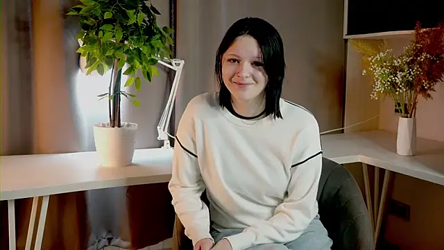 Snapshot of RoseDiddle chatting on 02.26.26 RoseDiddle online show from 02.26.26