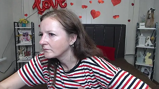 Snapshot of MeganPirs chatting on 07.04.26 MeganPirs online show from 07.04.26