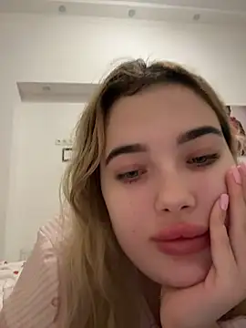 Snapshot of TiffanyCouture chatting on 03.01.26 TiffanyCouture online show from 03.01.26