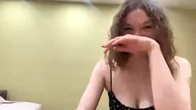 Snapshot of AliveCute chatting on 02.28.26 AliveCute online show from 02.28.26