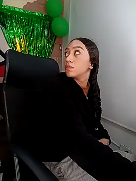 ritzabeth daniel online show from 04.05.26