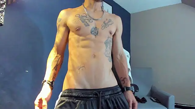 DanteLuxx online show from 03.04.26