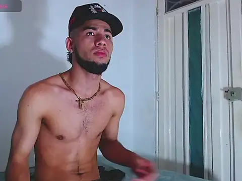 Snapshot of gabriel_reyes21 chatting on 08.09.26 gabriel reyes21 online show from 08.09.26
