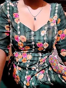 mishti sharma20 online show from 04.17.26