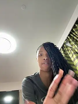 tinkyybae online show from 02.28.26