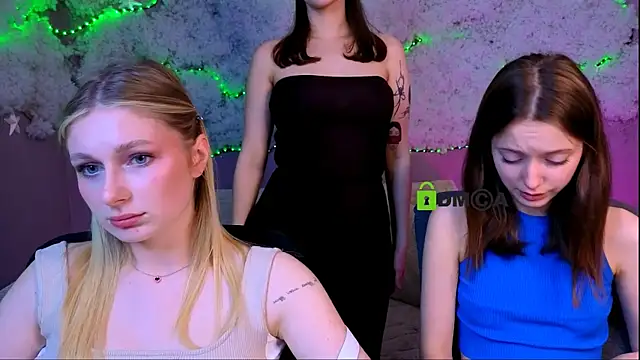 Snapshot of chloe_ley chatting on 06.01.26 chloe ley online show from 06.01.26