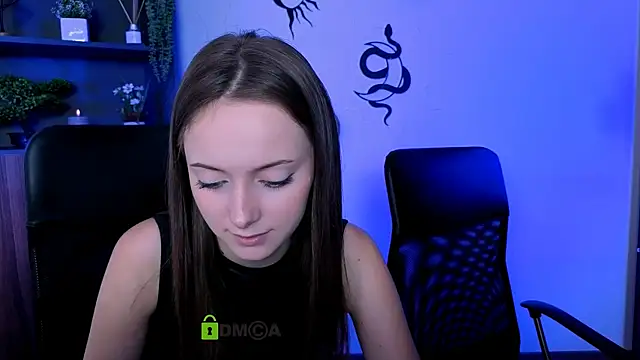 chloe ley online show from 07.08.26