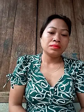 Snapshot of Mizu-hotshow chatting on 05.17.26 Mizu-hotshow online show from 05.17.26