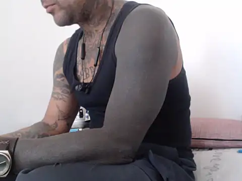 Snapshot of GaboMix4728 chatting on 02.27.26 GaboMix4728 online show from 02.27.26