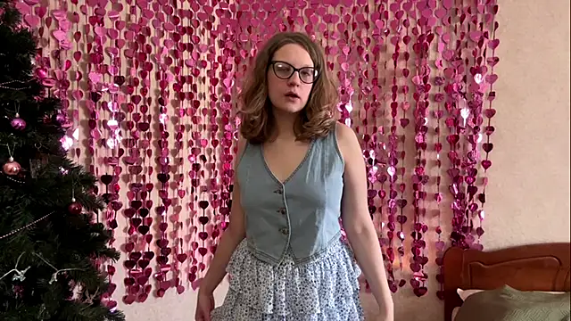 Luminosa online show from 02.28.26