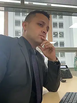 Andresrossi1 online show from 02.26.26