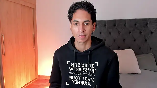 Camiloriiveera online show from 05.21.26