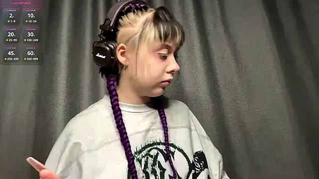 AueshaSimon online show from 03.20.26