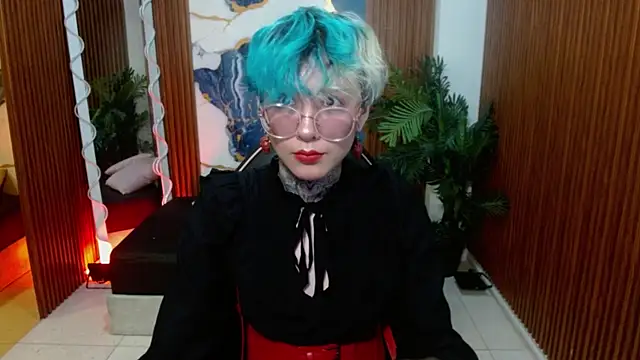 Lyra tay online show from 04.10.26
