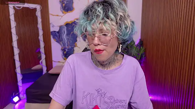 Lyra tay online show from 06.17.26