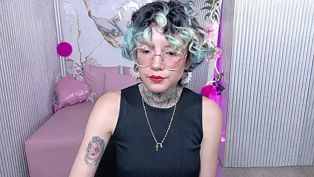 Lyra tay online show from 07.12.26