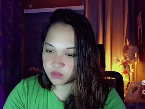 Snapshot of Sweet_coleen chatting on 03.24.26 Sweet coleen online show from 03.24.26