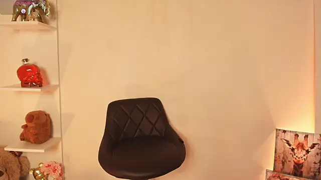 ema parkerr online show from 04.05.26