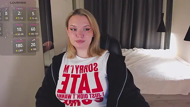 Snapshot of jenice_loveit chatting on 03.28.26 jenice loveit online show from 03.28.26