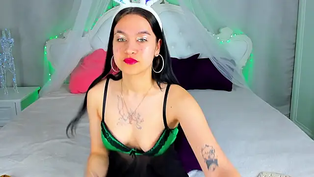 AishaTempt online show from 04.08.26