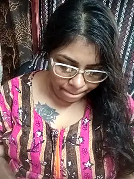 Snapshot of deepika-mallus chatting on 04.20.26 deepika-mallus online show from 04.20.26