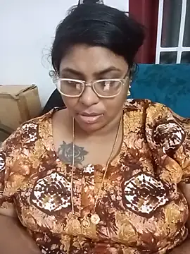 Snapshot of deepika-mallus chatting on 05.16.26 deepika-mallus online show from 05.16.26