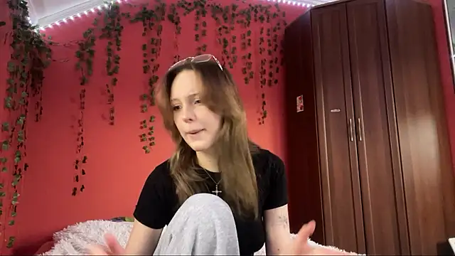 Snapshot of GretaMcdannold chatting on 03.01.26 GretaMcdannold online show from 03.01.26