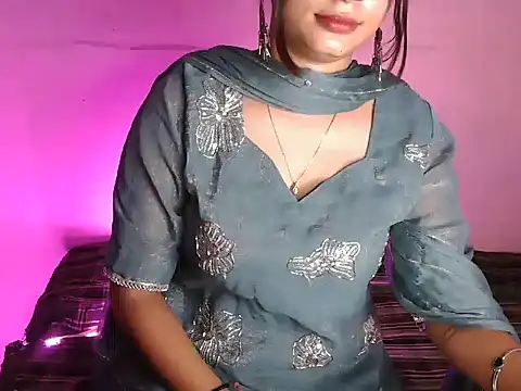 Snapshot of Niya_thakur chatting on 06.29.26 Niya thakur online show from 06.29.26
