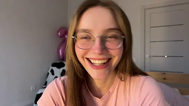 Lolatatee online show from 03.31.26