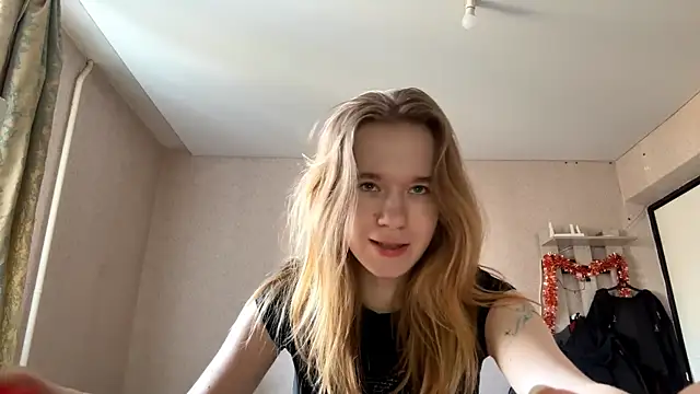 LeomaJee online show from 04.14.26