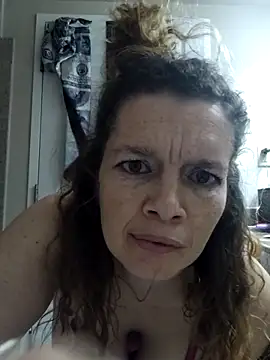 VelvetRae online show from 03.01.26