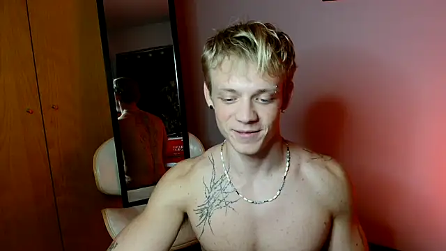 Snapshot of alexbarczukxxx chatting on 05.15.26 alexbarczukxxx online show from 05.15.26